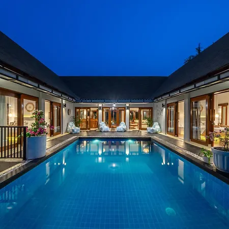 5Br Villa In Ungasan, Infinity Pool With Sea View
